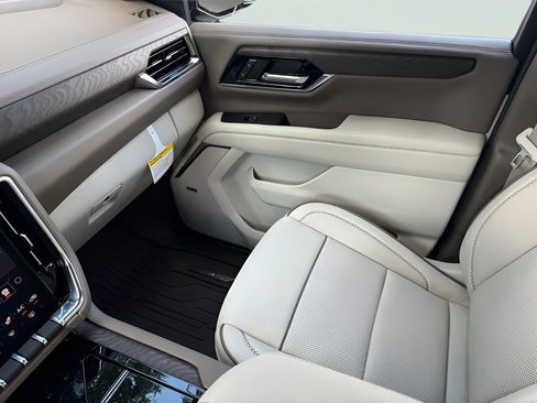 New 2026 GMC Yukon XL Denali AWD/4WD image 27