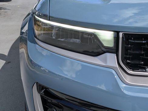 New 2026 Jeep Grand Cherokee L Summit AWD/4WD image 9