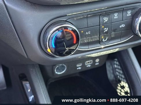 Used 2021 Chevrolet TrailBlazer LS FWD image 23
