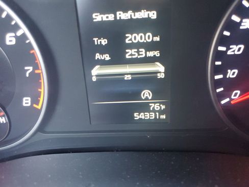 Used 2022 Kia Stinger GT1 image 22