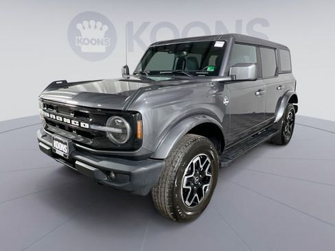 Used 2023 Ford Bronco Outer Banks image 1