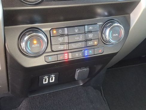 Used 2020 Ford F150 Lariat AWD/4WD image 11