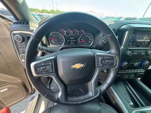Used 2022 Chevrolet Silverado 1500 LTZ w/ Safety Package II AWD/4WD image 13