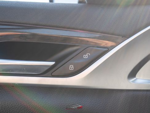 Used 2019 BMW 540i w/ M Sport Package RWD image 42