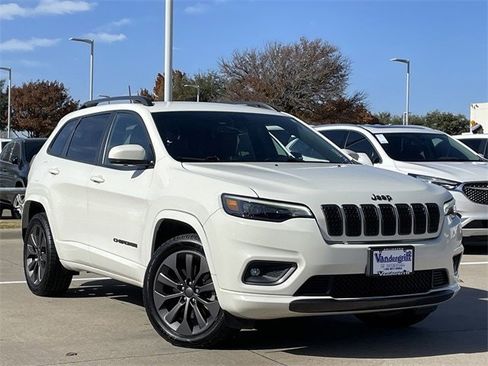 Used 2019 Jeep Cherokee High Altitude image 2