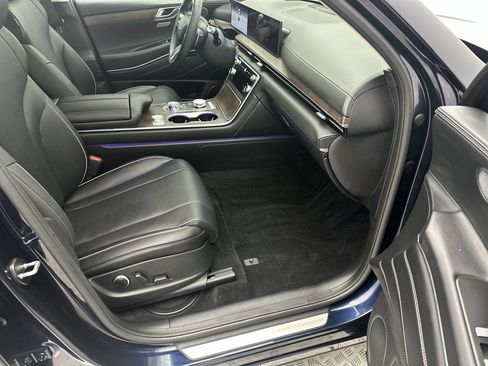 Certified 2026 Genesis GV80 3.5T Advanced AWD/4WD image 27