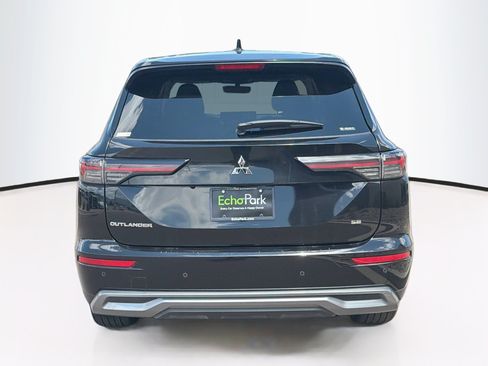 Used 2025 Mitsubishi Outlander SE AWD/4WD image 7