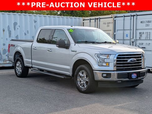 Used 2017 Ford F150 XLT w/ Equipment Group 302A Luxury AWD/4WD image 2