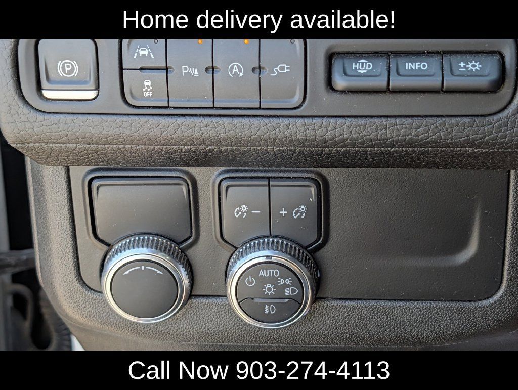 Used 2021 GMC Yukon Denali w/ Denali Premium Package RWD image 22