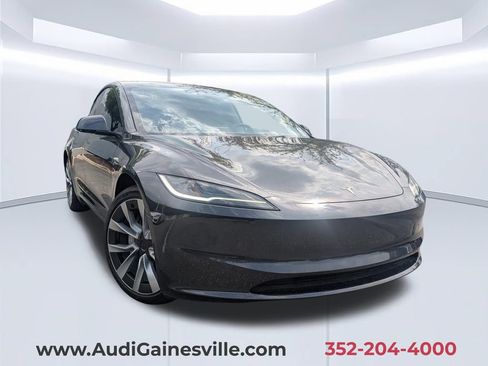 Used 2025 Tesla Model 3 Long Range RWD image 1