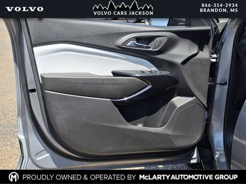 Used 2024 Chevrolet Trax LT w/ Driver Confidence Package FWD image 16