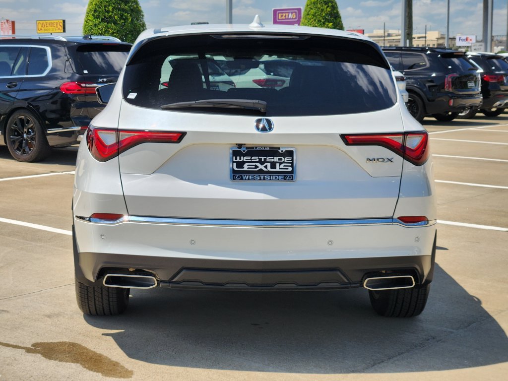 Used 2023 Acura MDX w/ Technology Package FWD image 6