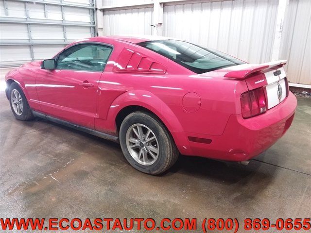 Used 2005 Ford Mustang Coupe RWD image 5