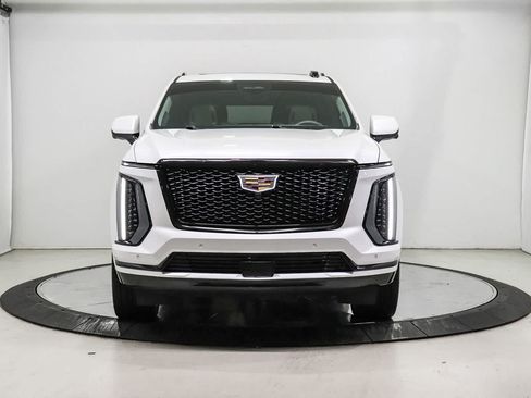 Used 2025 Cadillac Escalade Sport Platinum w/ LPO, Floor Liner Package AWD/4WD image 6