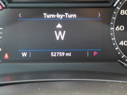Used 2019 Cadillac XT4 Premium Luxury w/ Cold Weather Package FWD image 38