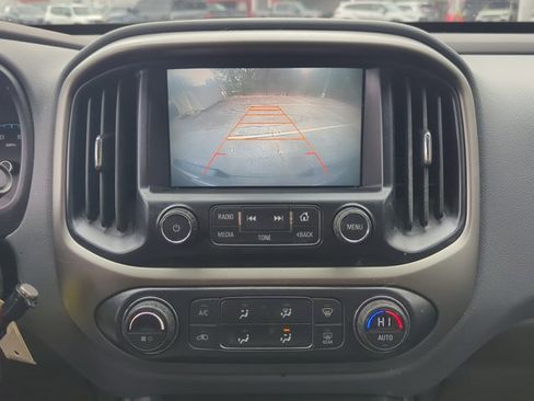 Used 2016 Chevrolet Colorado Z71 image 17