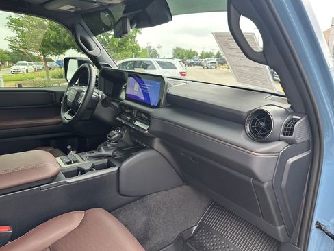 Used 2025 Toyota Land Cruiser w/ Premium Package AWD/4WD image 38