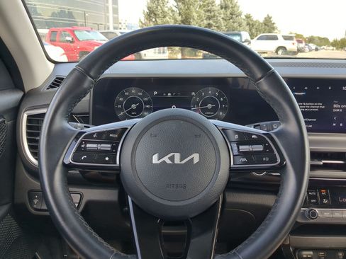 Certified 2024 Kia Seltos S AWD/4WD image 15