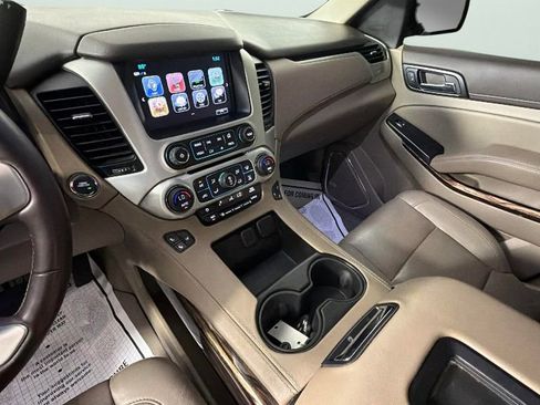 Used 2020 GMC Yukon XL SLT w/ Open Road Package AWD/4WD image 19