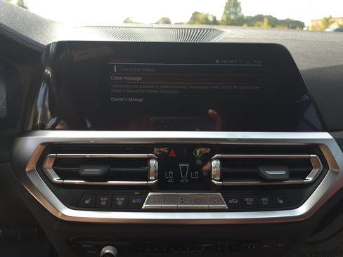 Used 2023 BMW M440i Convertible RWD image 12