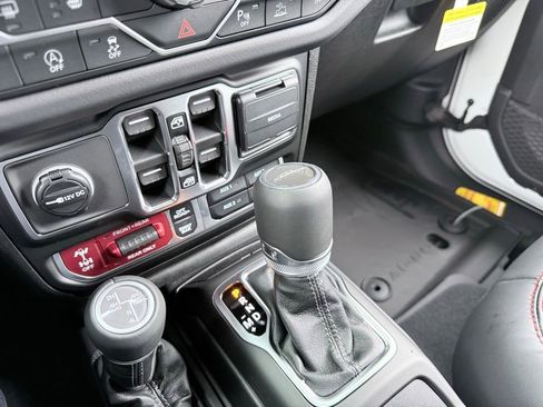 New 2026 Jeep Gladiator Rubicon image 16