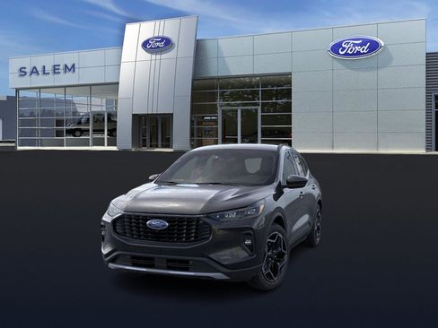 New 2026 Ford Escape Platinum w/ Equipment Group 601A image 4
