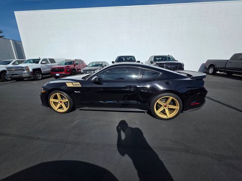 Used 2019 Ford Mustang GT Premium RWD image 8