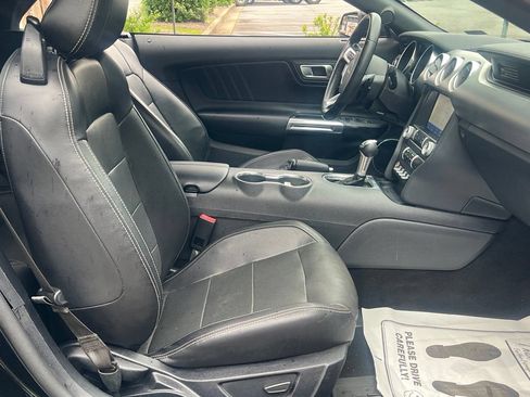 Used 2020 Ford Mustang Premium RWD image 20