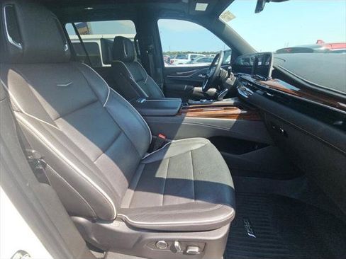 Used 2021 Cadillac Escalade ESV Premium Luxury w/ Driver Assist Tech Package RWD image 21