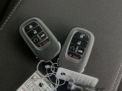 Used 2025 Honda Civic Sport image 33