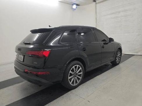 Used 2023 Audi Q7 2.0T Premium Plus w/ Premium Plus Package AWD/4WD image 6