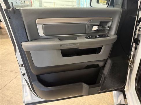 Certified 2017 RAM 1500 Big Horn AWD/4WD image 49