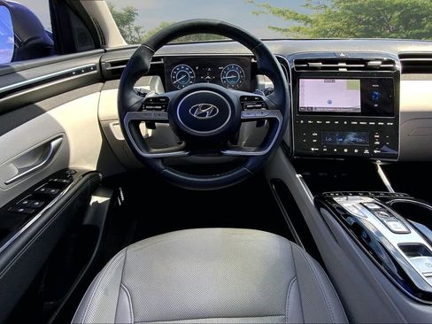 Used 2022 Hyundai Tucson Limited w/ Cargo Package AWD/4WD image 8