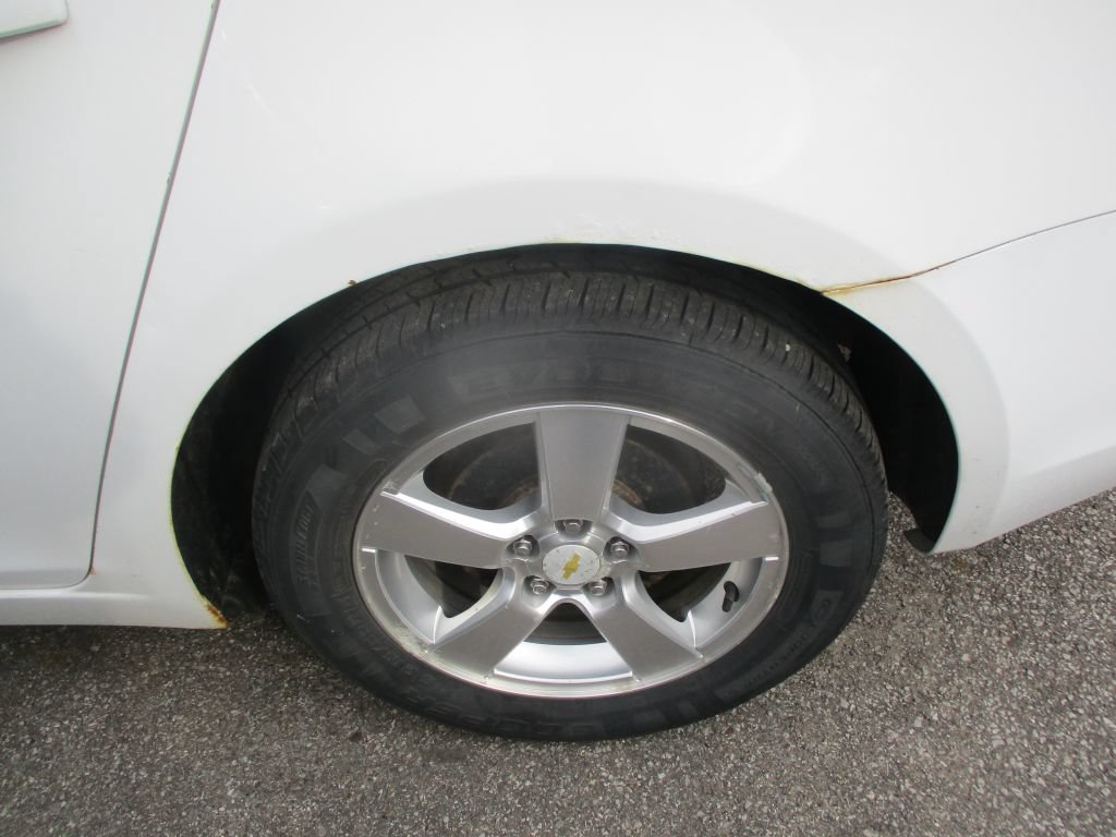 Used 2012 Chevrolet Cruze LT FWD image 8