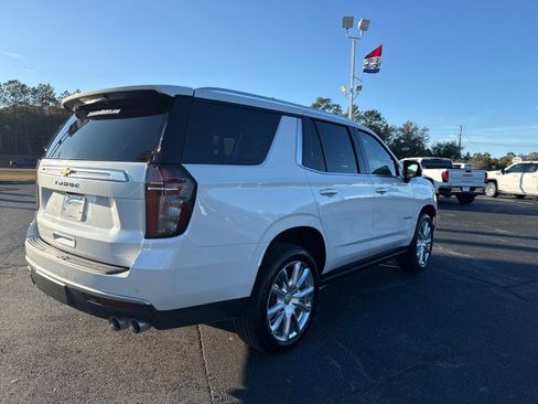 Used 2024 Chevrolet Tahoe High Country w/ Premium Package image 3
