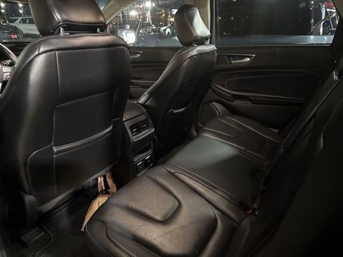 Certified 2020 Ford Edge Titanium image 19
