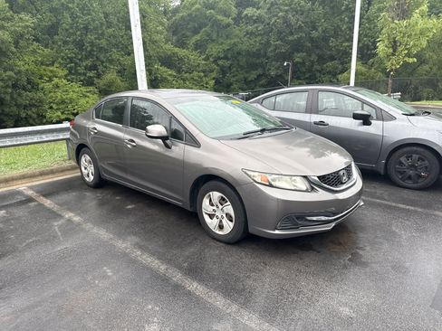 Used 2013 Honda Civic LX image 5