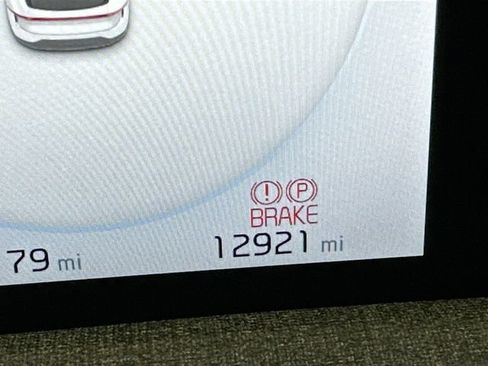 Used 2024 Kia EV6 Wind w/ Wind Technology Package AWD/4WD image 16