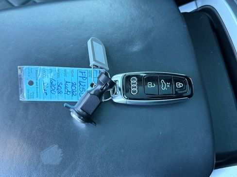 Used 2022 Audi SQ8 Prestige w/ Prestige Package image 81