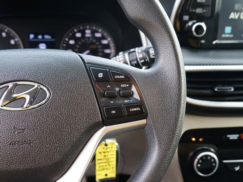 Used 2020 Hyundai Tucson SE image 24