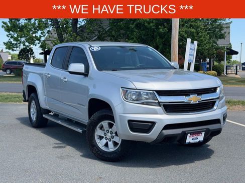 Used 2020 Chevrolet Colorado W/T w/ WT Convenience Package AWD/4WD image 1