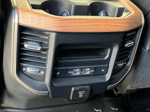 Used 2021 RAM 3500 Limited AWD/4WD image 32