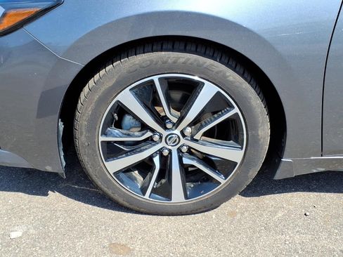 Used 2022 Nissan Maxima SL FWD image 9