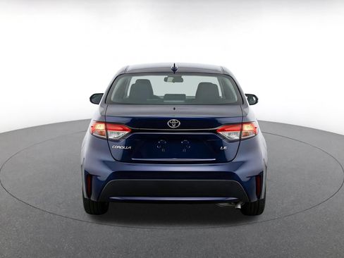 Used 2025 Toyota Corolla LE FWD image 8