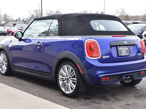 Used 2019 MINI Cooper S w/ Signature Upholstery Package FWD image 13