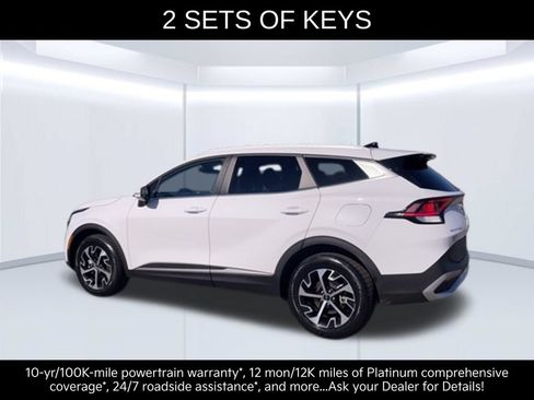 Certified 2023 Kia Sportage EX AWD/4WD image 8