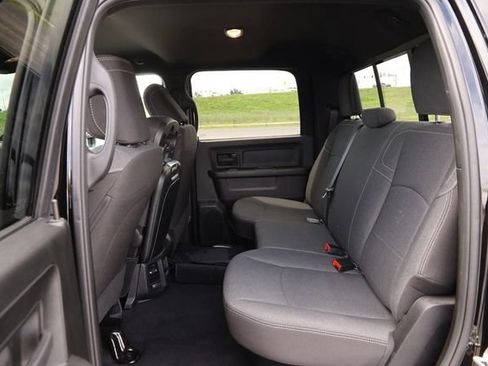 Used 2024 RAM 3500 Tradesman w/ Chrome Appearance Group AWD/4WD image 10