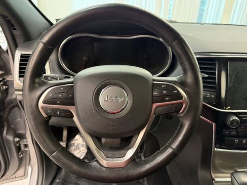 Used 2020 Jeep Grand Cherokee Limited image 32