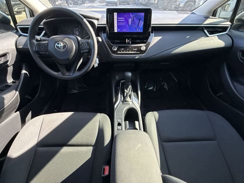 Used 2024 Toyota Corolla LE FWD image 24