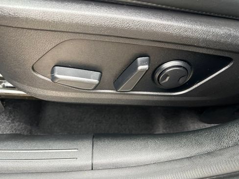 Used 2022 Kia Sorento S AWD/4WD image 46